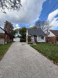 Detached House for Rent Scarborough - Photo 2
