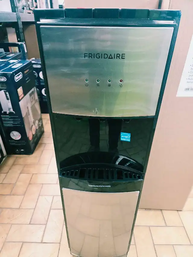 Distributeur d'eau Frigidaire