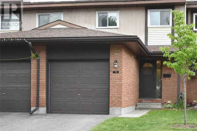 Nov 1 - 3 Bed 2.5 Bath 1 Den 1 Garage Town Kanata EOM School