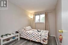 Nov 1 - 3 Bed 2.5 Bath 1 Den 1 Garage Town Kanata EOM School - Photo 5