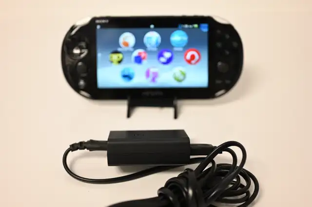 PS Vita Sony Model PCH-2001 Used in working condition