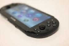 PS Vita Sony Model PCH-2001 Used in working condition - Photo 5