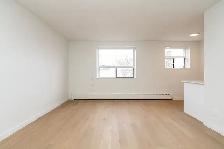 One bedroom, Kingston Road and Warden Ave - ID 2778 - Photo 6