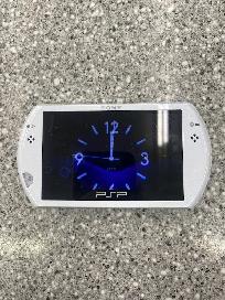 Sony PSP GO System White - Photo 2