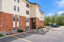 IMPERIAL COURT - 2 BDRM Suite