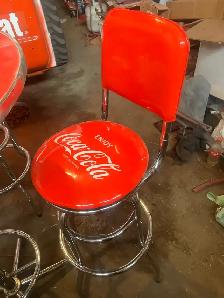 coca-Cola table and stools - Photo 3