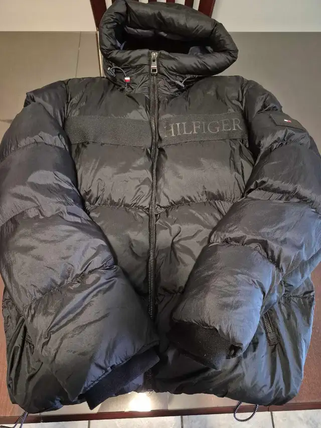 Manteau Tommy à vendre