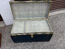 Free delivery used Vintage Style Decorative Storage Trunk - Photo 8