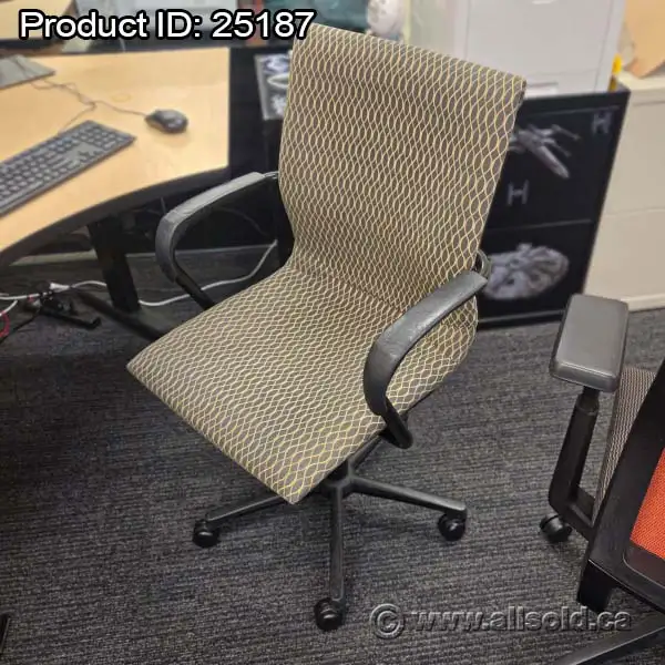 Brown Pattern Steelcase Protege Office Task Meeting Chair
