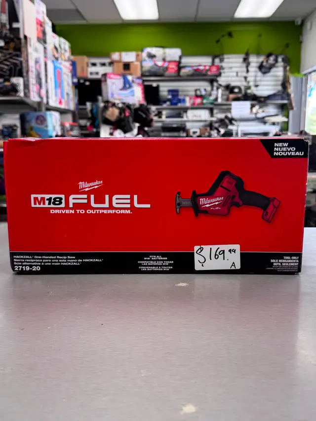 Milwaukee 18V Li-Ion Brushless Cordless Reciprocating Saw - NEW