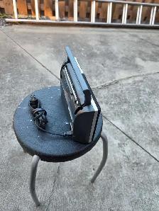 Vintage Memorex MR-1404 Portable AM/FM Radio - Photo 4