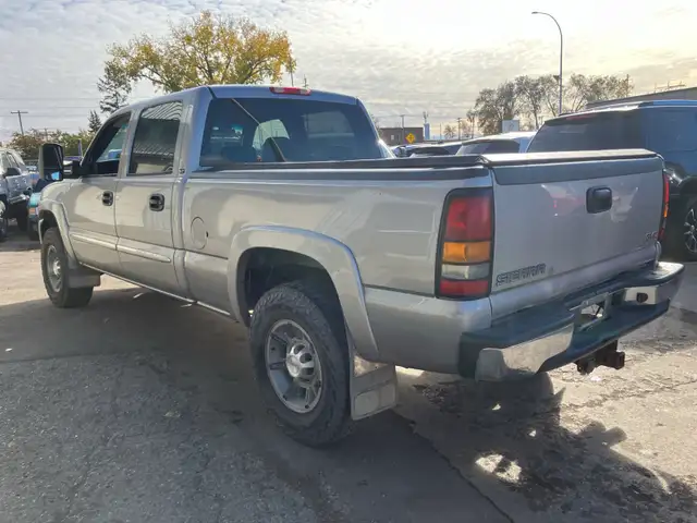 4x4 ~ 2007 GMC Sierra 1500HD Classic ~ Crew cab, SAFETIED