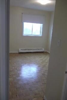 1 BED APARTMENT IN PORT HOPE (UTILITIES INCLUDED) w 1 MONTH FREE - Photo 6