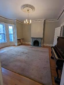 144 Leinster St - 2BR Uptown, Bright, Spacious, Regal, Heated! - Photo 12