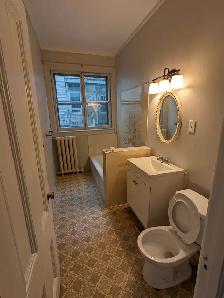 144 Leinster St - 2BR Uptown, Bright, Spacious, Regal, Heated! - Photo 22
