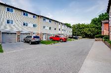 3 BEDROOM TOWNHOUSE FOR RENT IN OSHAWA! - Photo 10