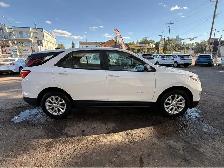 2020 CHEVY EQUINOX LS AWD LOW KMS APPLY NOW ALL CREDIT ACCEPTED - Photo 2
