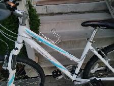 Giant Boulder Mountain Bike - Photo 5