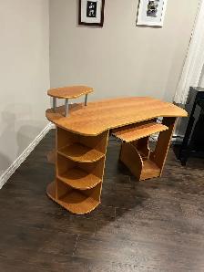 Computer Desk - Photo 2