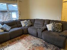 Sectional with receipt - Photo 7