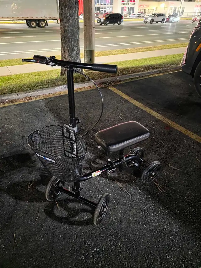 Knee scooter