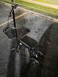 Knee scooter - Photo 2