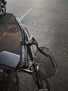 Knee scooter - Photo 4