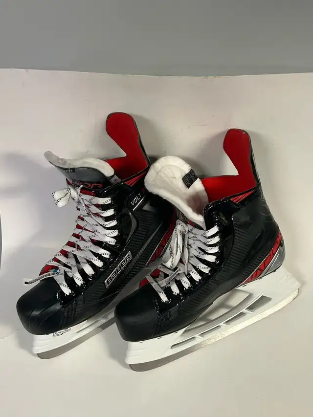 Sz 9D Bauer Vapor Volt 3.0 Hockey Skates w/$159 (30492501)