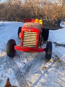Antique toro tractor/truck