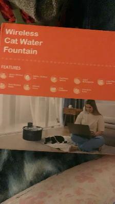 Brand new wireless cat water fountain - Photo 3
