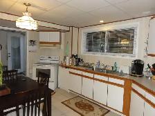 Furnished One-Bedroom Walkout Basement Apartment – Pickering - Photo 4