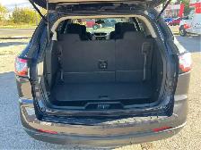 2017 Chevrolet Traverse 2LT/PANROOF/V6/MINT/LOADED/WE FINANCE AL - Photo 11