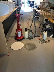 The Couch & Upholstery.Carpet Cleaner