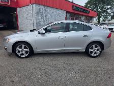 2014 Volvo S60 T5 Premier Plus AWD Sunroof / Leather / RCAM - Photo 3