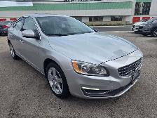 2014 Volvo S60 T5 Premier Plus AWD Sunroof / Leather / RCAM - Photo 10