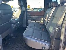 2023 Ford F-150 LARIAT SuperCrew - Photo 18