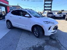 2025 Buick Encore Avenir | AWD | Leather | Panoroof | WOW KMS | - Photo 6
