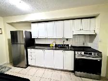 1 Bdrm Apt- 1430 ALL IN- 2Mins To Scarb.Go- St.Clair & Midland - Photo 2