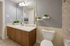 1 Bdrm Apt- 1430 ALL IN- 2Mins To Scarb.Go- St.Clair & Midland - Photo 4
