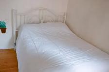 Parkdale 1-Bedroom Sublet — Nov 1 - Jan 1 - Photo 5