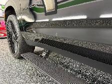 2023 GMC Yukon 4WD 4DR - Photo 5