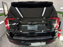 2023 GMC Yukon 4WD 4DR - Photo 7