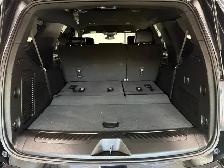 2023 GMC Yukon 4WD 4DR - Photo 13