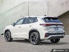 2025 Volkswagen Tiguan Highline R-Line | Digital Display - Photo 3