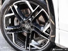 2025 Volkswagen Tiguan Highline R-Line | Digital Display - Photo 9