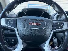 2015 GMC Canyon SLE Crew Cab - Photo 11