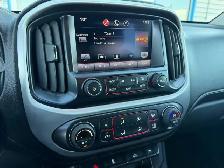 2015 GMC Canyon SLE Crew Cab - Photo 14