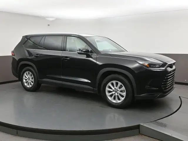 2026 Toyota Grand Highlander XLE AWD Call 902 466-9550 Apple Car