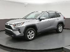 2021 Toyota RAV4 XLE AWD | PROXIMITY KEY | AWD | BLUETOOTH | Cal - Photo 3
