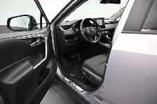 2021 Toyota RAV4 XLE AWD | PROXIMITY KEY | AWD | BLUETOOTH | Cal - Photo 12